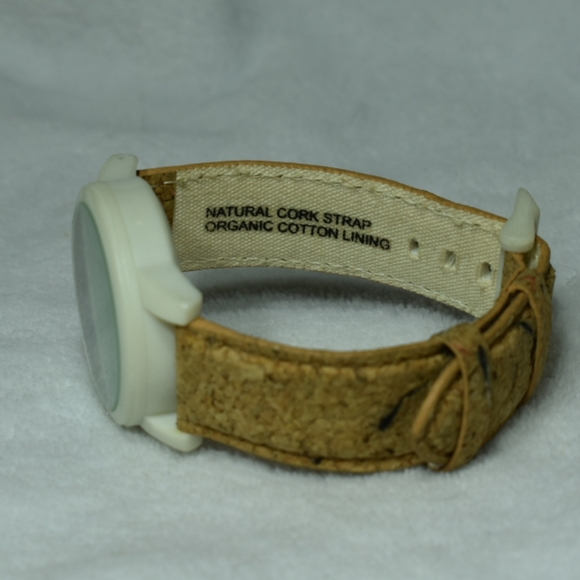 Sprout Diamond Organic Biodegradable Watch with Cork Band - Picture 3 of 7